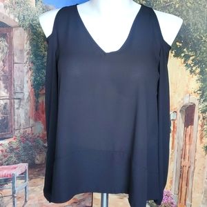 Black M lightweight blouse